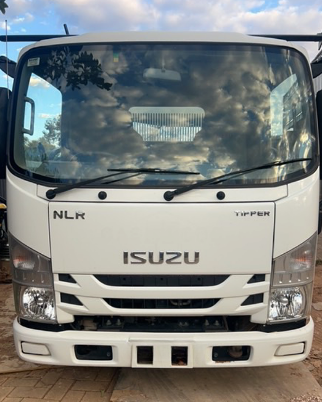 2020 Isuzu NLR financed by TAFS